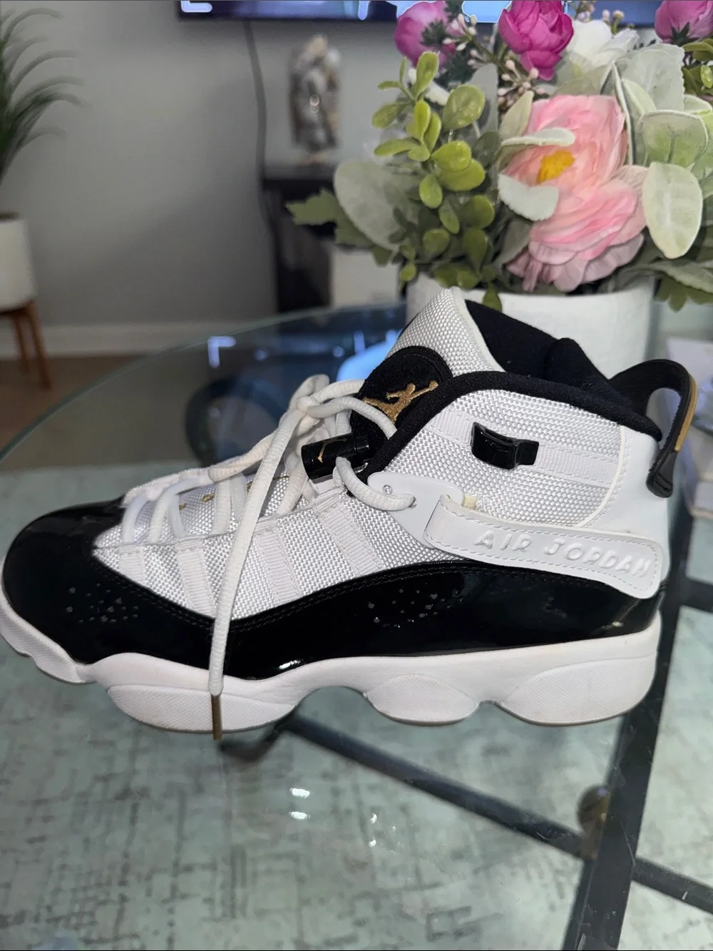 Jordan Youth White, Black & Gold Retro Sneakers - Picture 7 of 9